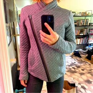 Cabi Quilted Zip Houndstooth Herringbone Moto Jacket Size XS Gray Pockets